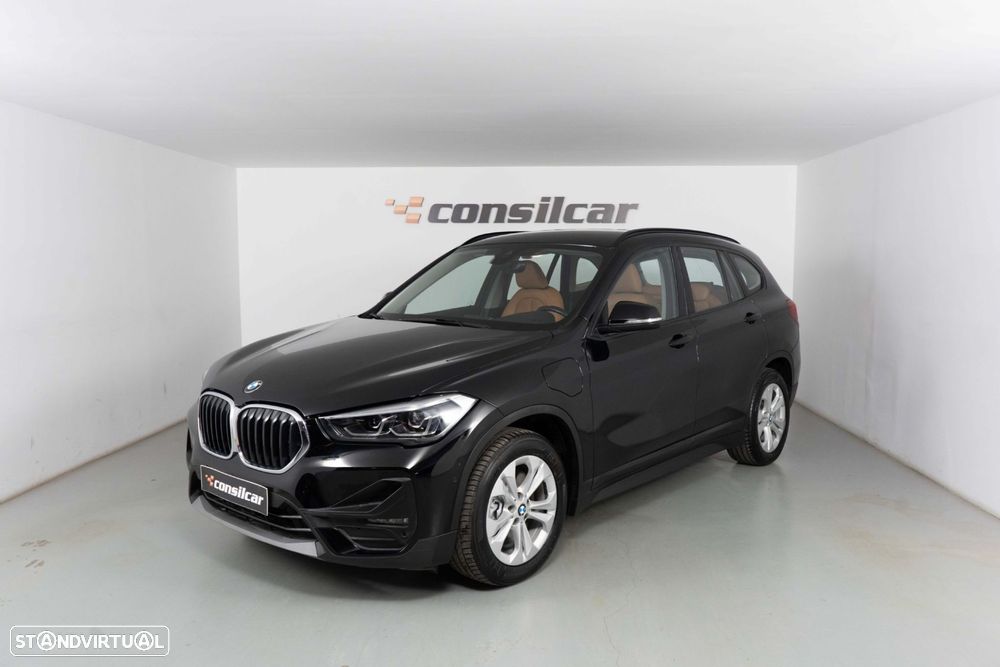 BMW X1 25 e xDrive Corporate Edition - 1