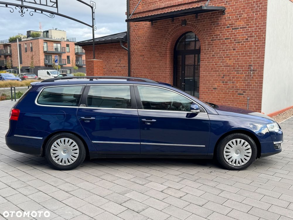 Volkswagen Passat 2.0 TDI DPF Comfortline - 2