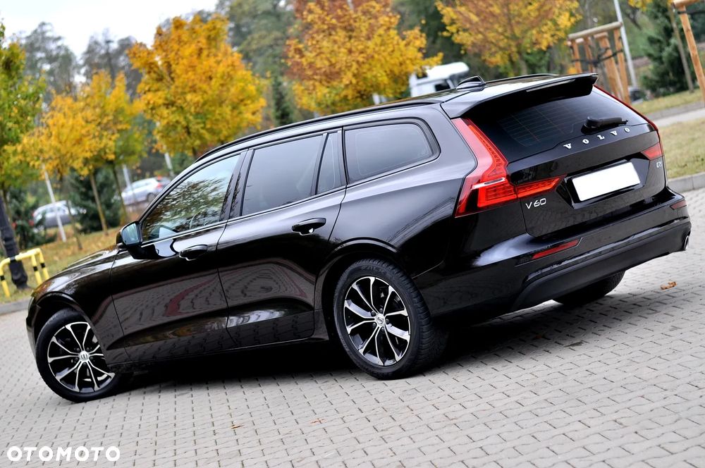 Volvo V60 D3 Momentum Pro - 9
