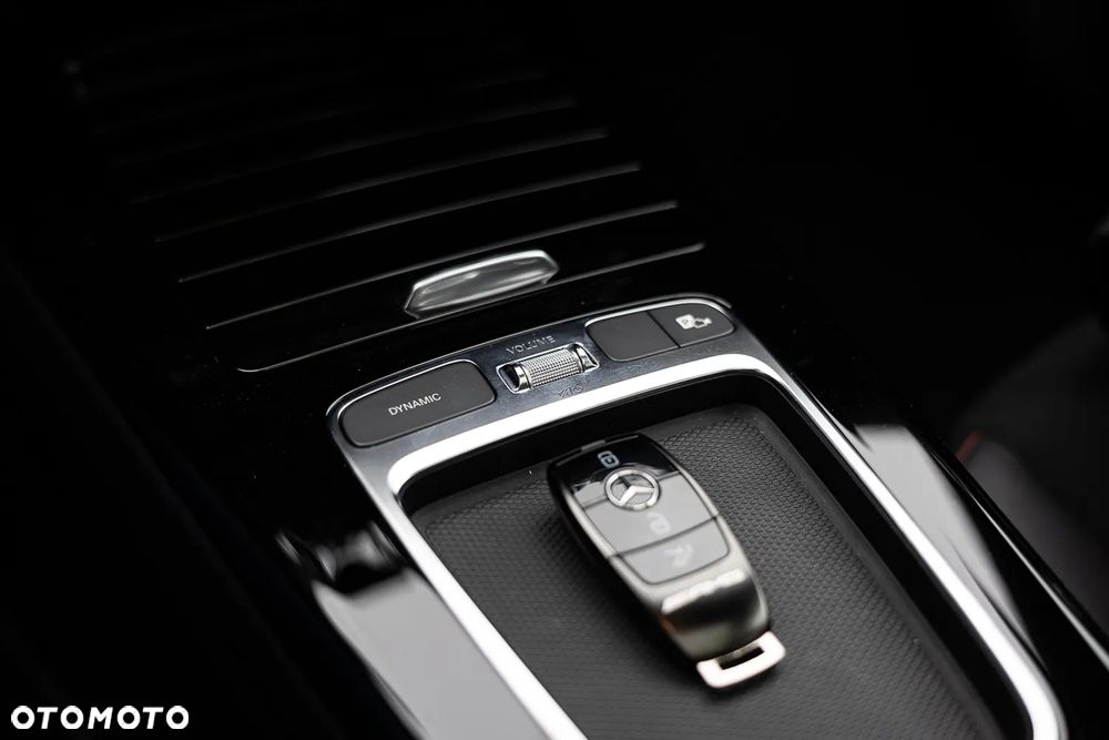 Mercedes-Benz Klasa A 35 AMG 4-Matic 8G-DCT - 27