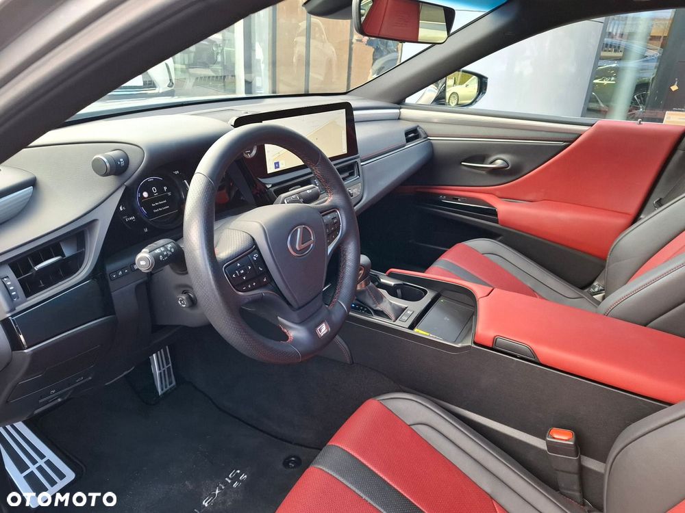 Lexus ES 300h F Sport Edition - 10