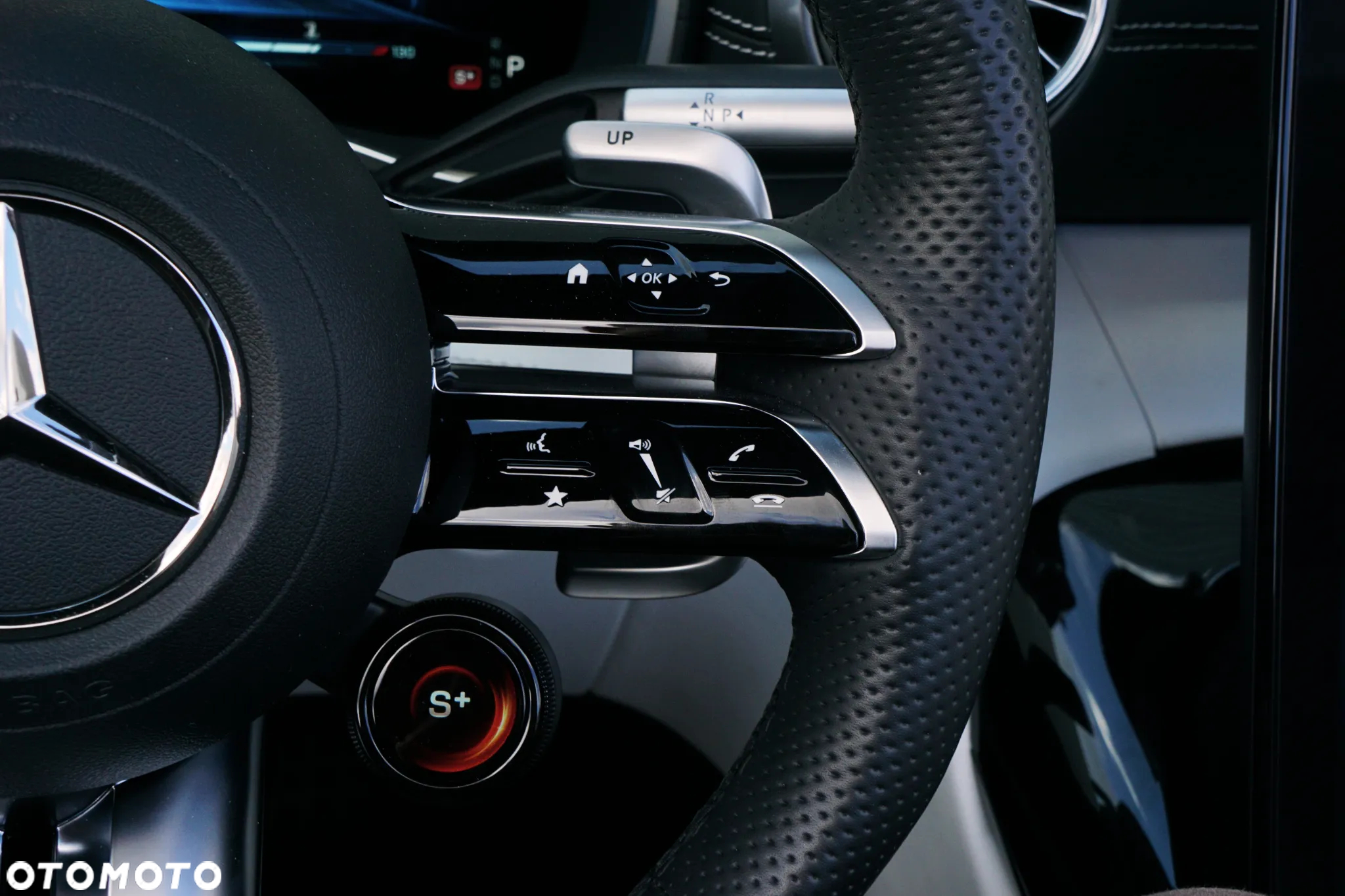 Mercedes-Benz SL AMG 63 4-Matic+ - 27