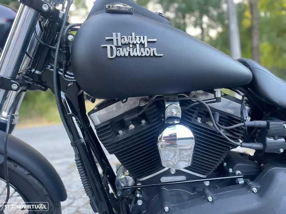 Harley-Davidson Dyna Street Bob - 3