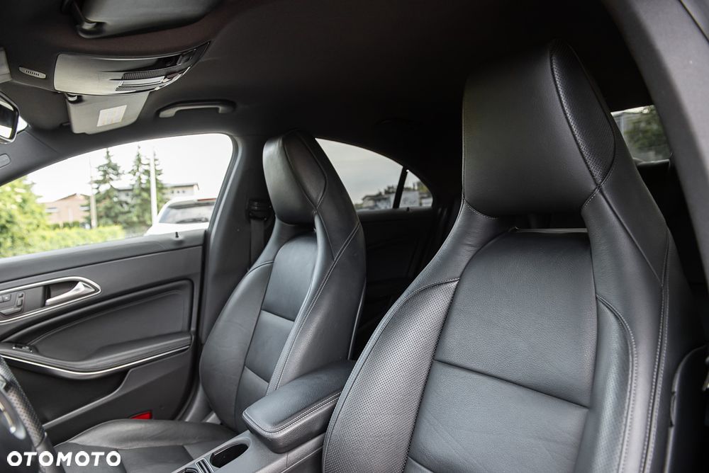 Mercedes-Benz CLA 250 7G-DCT StreetStyle - 19