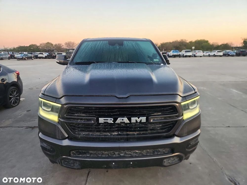 RAM 1500 5.7 Crew Cab Laramie - 5