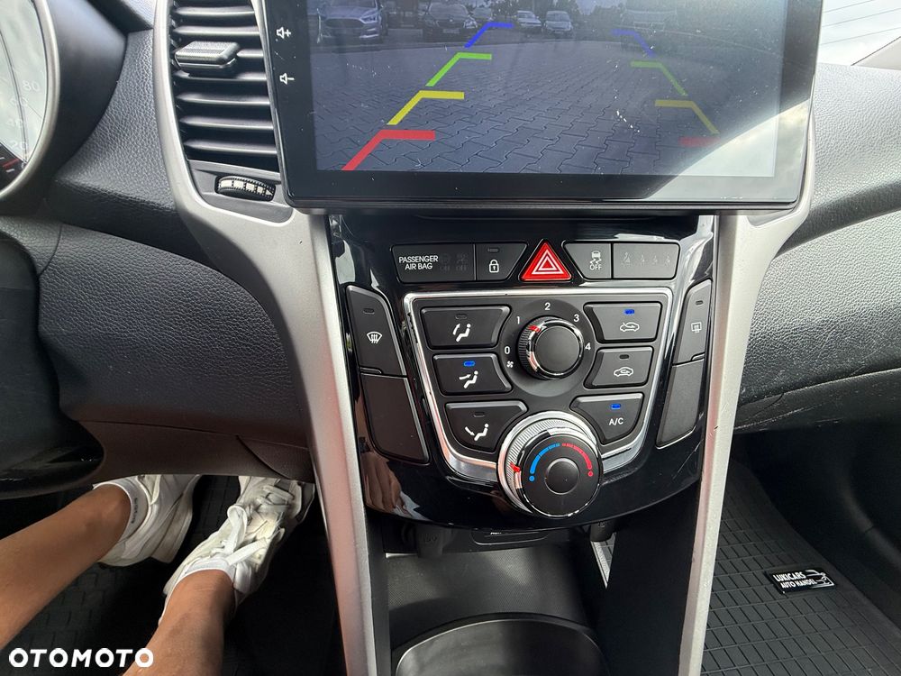 Hyundai i30 1.4 Premium - 27