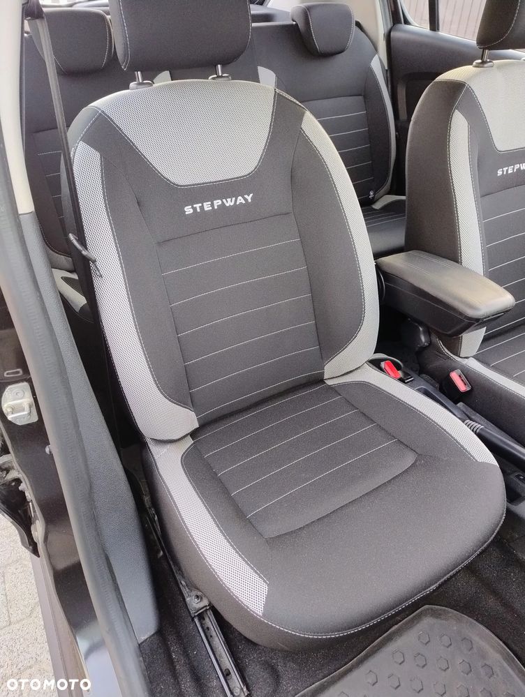Dacia Sandero Stepway - 13
