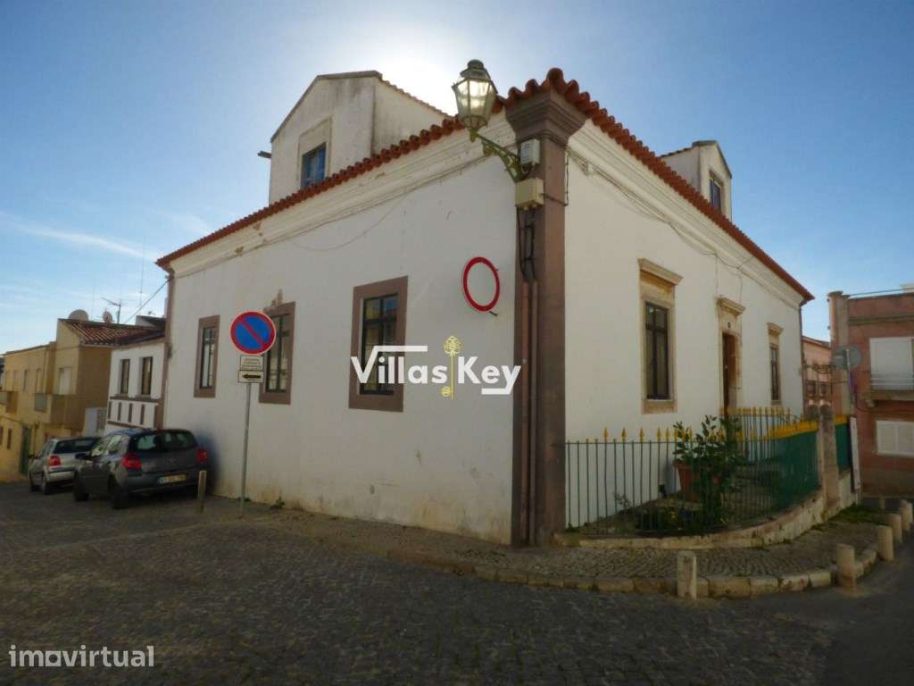 Prédio com garagem, loja e vários compartimentos Lagos, Algarve,Por... - Grande imagem: 2/35