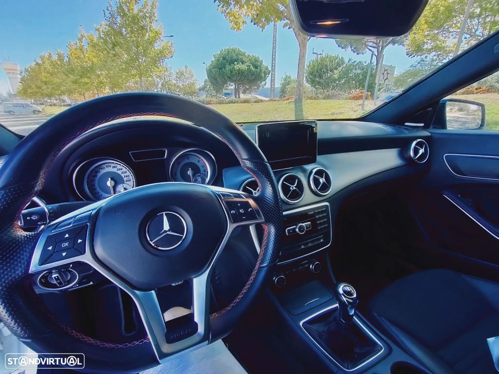 Mercedes-Benz CLA 200 CDI AMG Line - 11