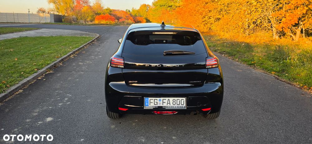 Peugeot 208 - 6