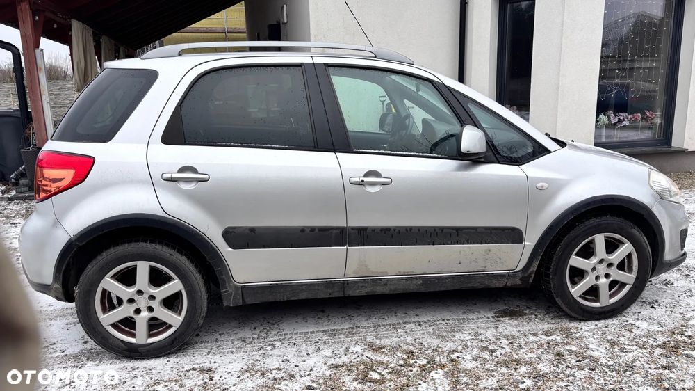 Suzuki SX4 1.6 VVT 4x2 Comfort - 8