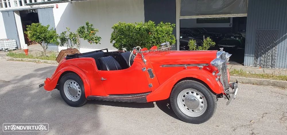 Outra não listada Singer - 21