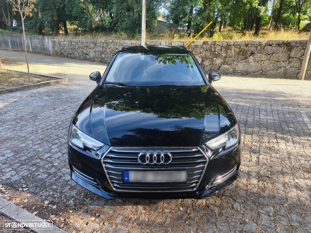 Audi A4 Avant 2.0 TDI S tronic - 1