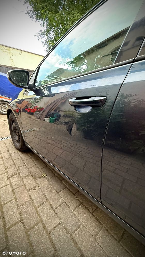 Volkswagen Golf - 13