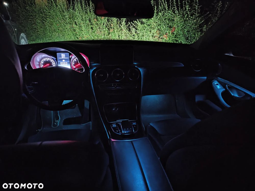 Mercedes-Benz Klasa C 200 (BlueTEC) d T 7G-TRONIC Avantgarde - 4