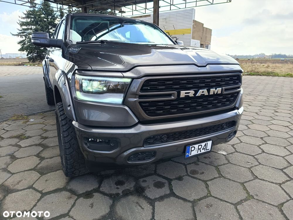 RAM 1500 Crew Cab Shortbed Bighorn - 23