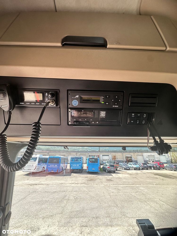 Mercedes-Benz Actros - 17