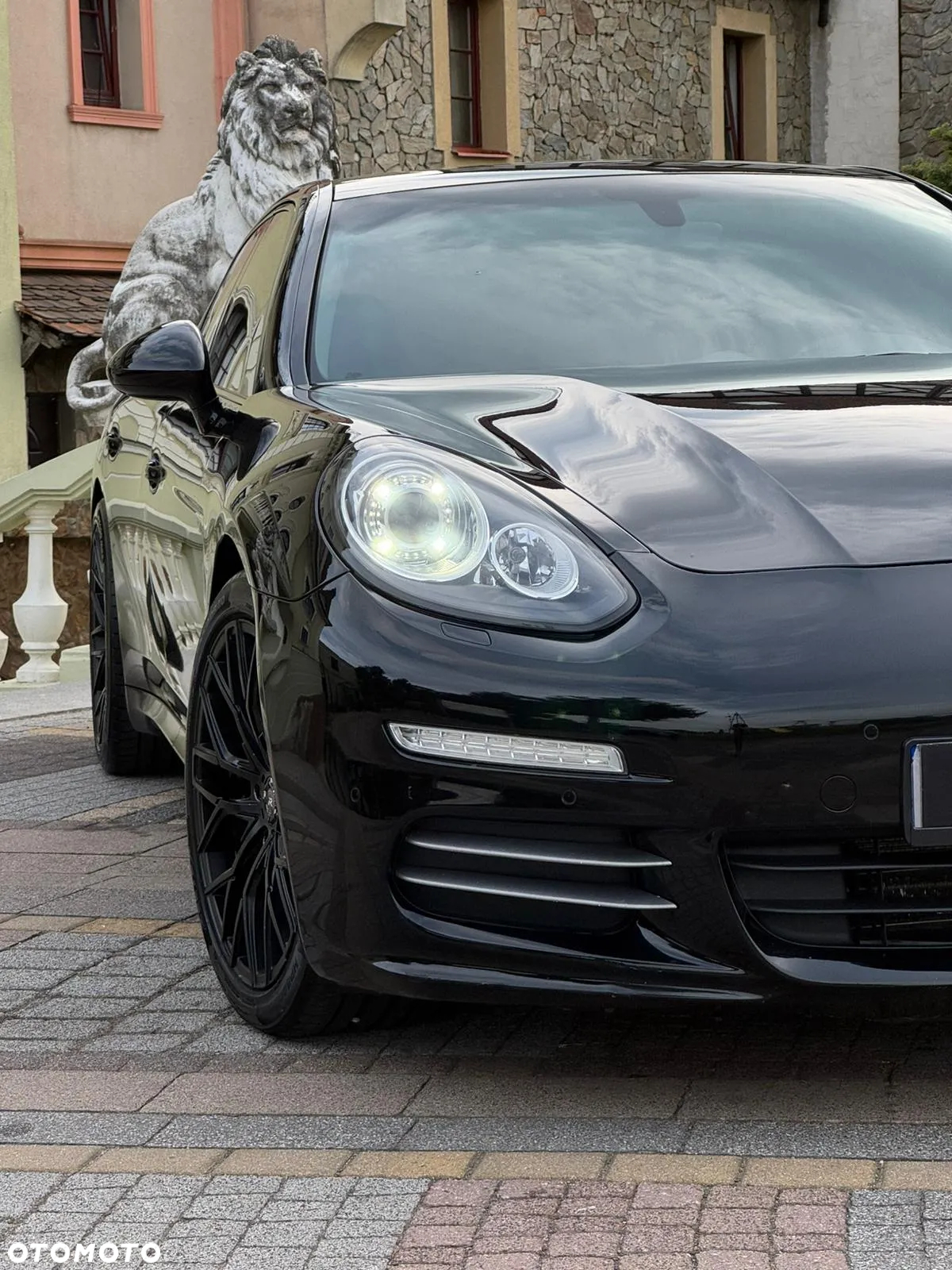 Porsche Panamera 4 Edition - 11
