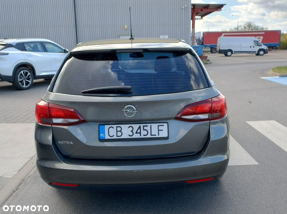 Opel Astra - 4