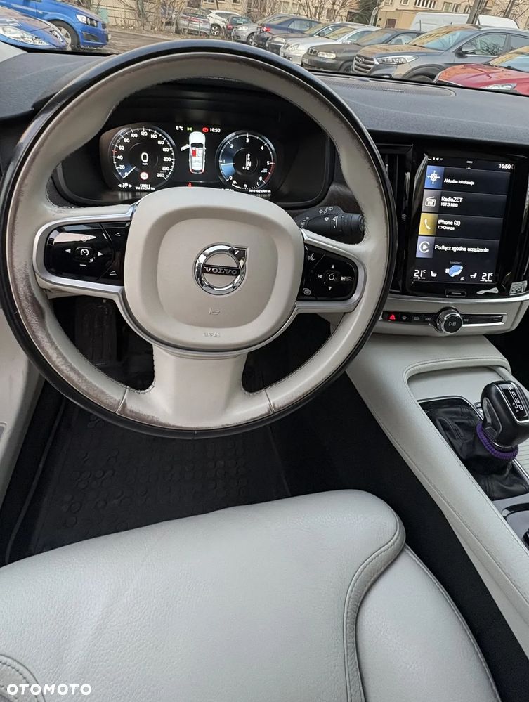 Volvo V90 D5 SCR AWD Momentum - 14