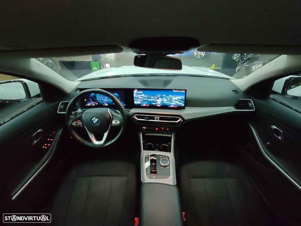 BMW 320 e Auto - 9