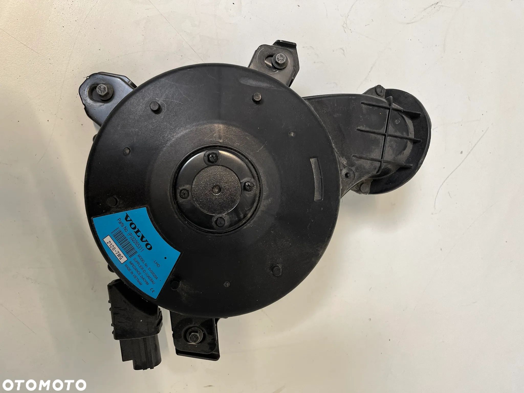 GŁOŚNIK SUBWOOFER VOLVO XC40 II 32265311 - 1