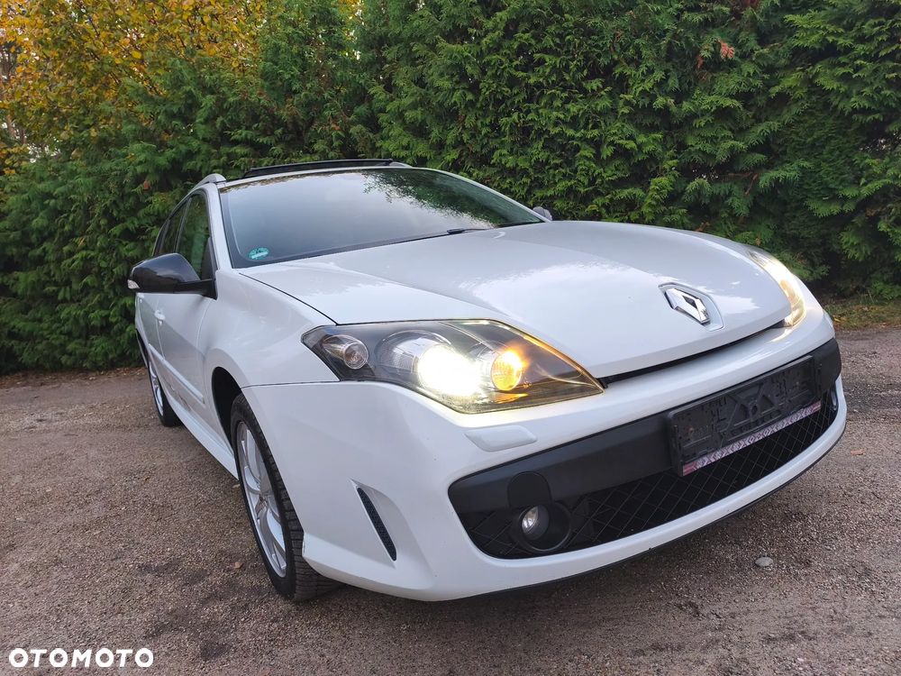 Renault Laguna 2010 photo 5