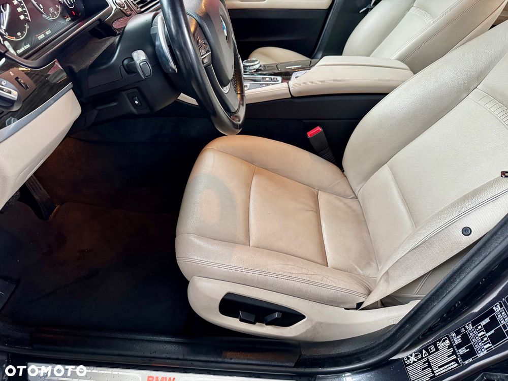 BMW Seria 5 520d xDrive Luxury Line - 12