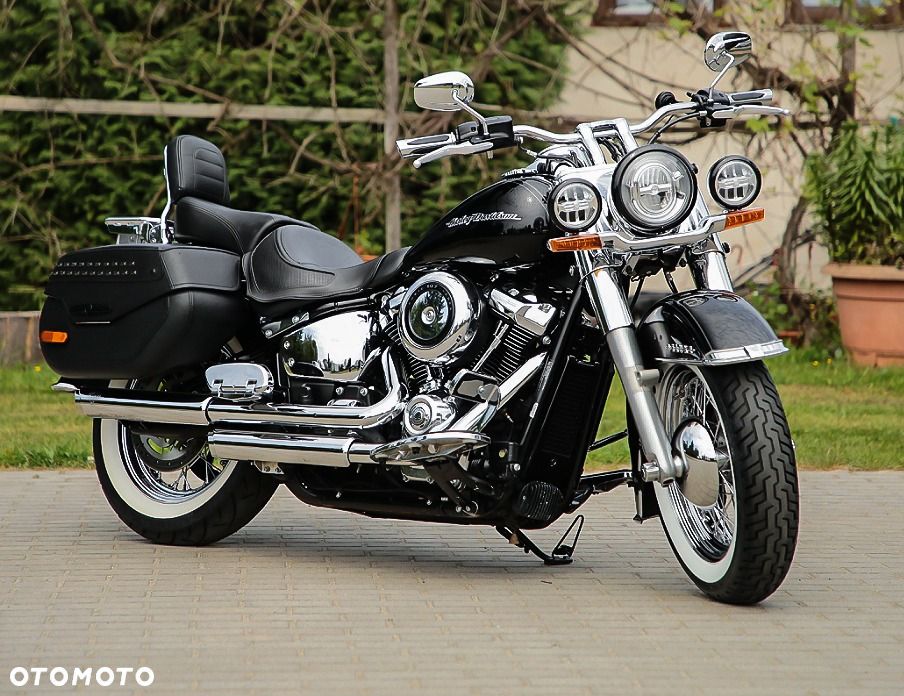 Harley-Davidson Softail Deluxe - 1