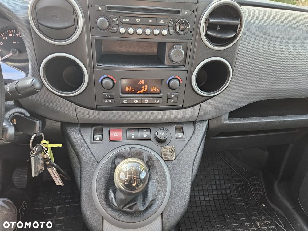 Peugeot Partner - 8
