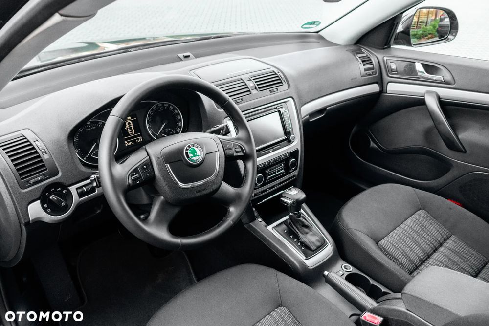 Skoda Octavia 1.4 TSI Elegance DSG - 13