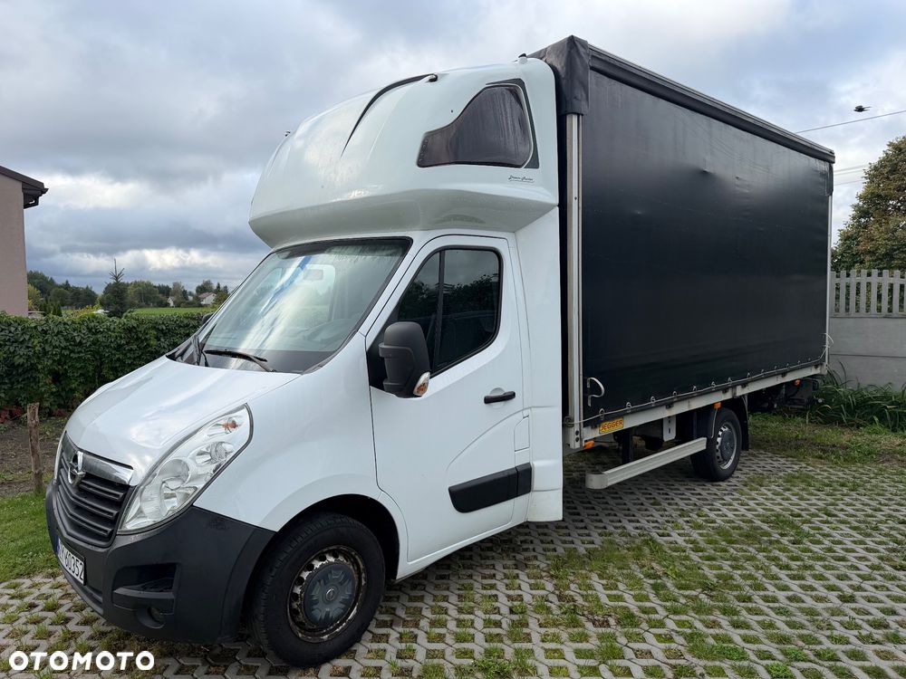 Opel Movano