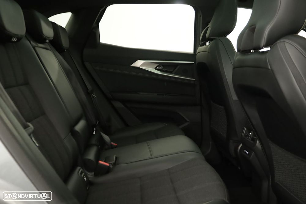 Renault Austral 1.2 E-Tech Iconic - 22