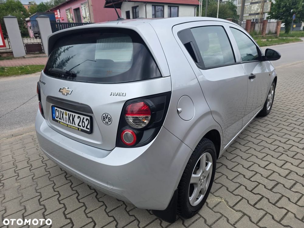 Chevrolet Aveo 1.2 LS - 15