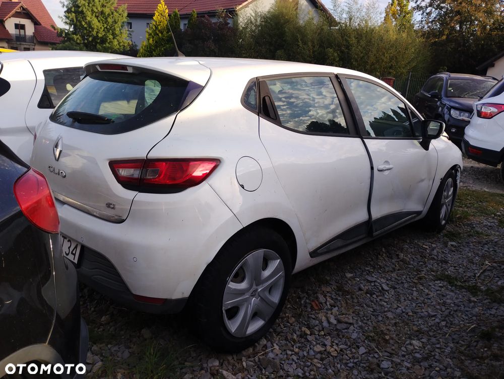 Renault Clio 2015 photo 3