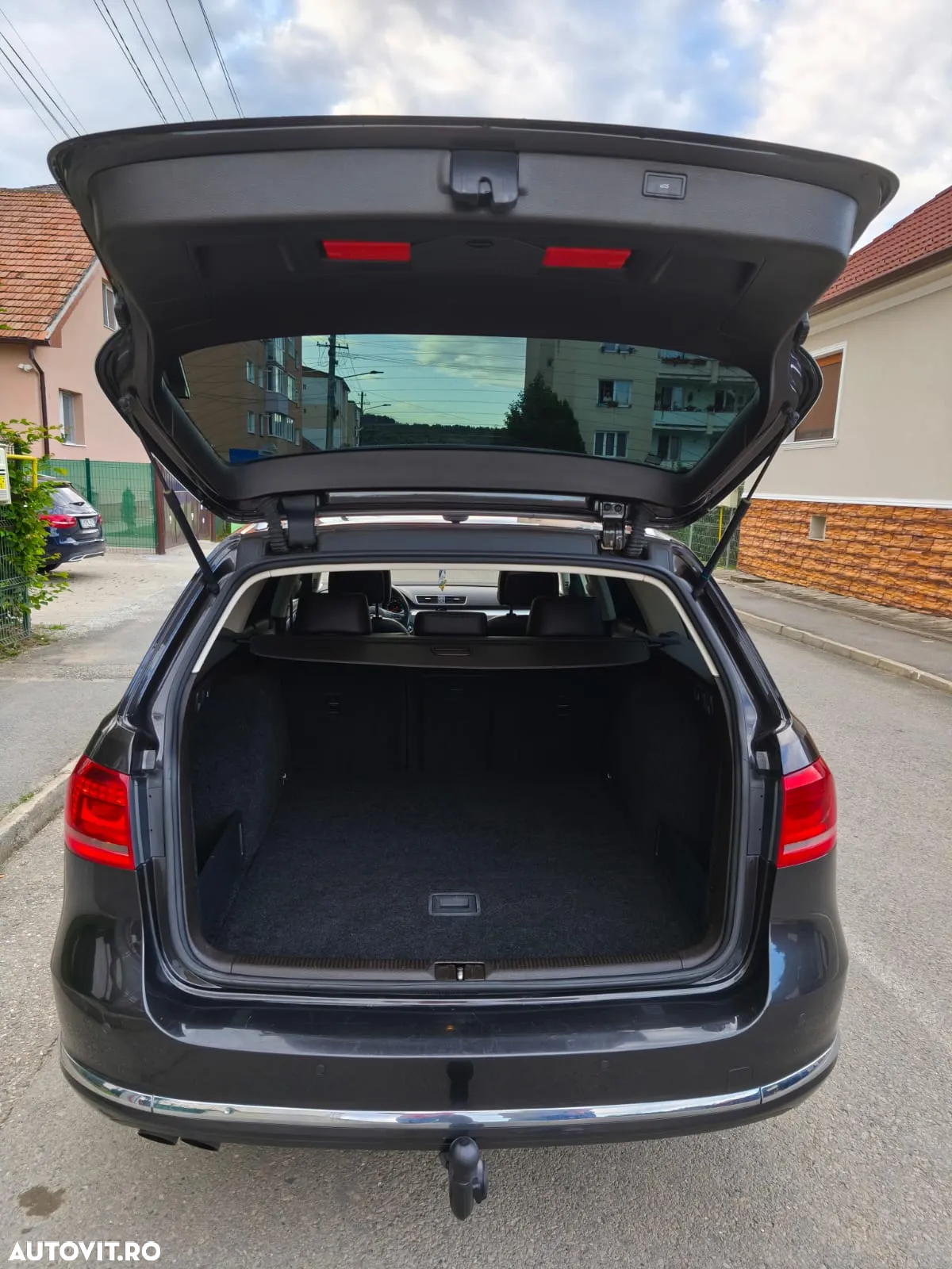 Volkswagen Passat Variant 2.0 TDI DSG BlueMotion Technology Highline - 15