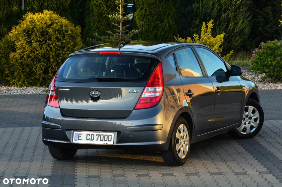 Hyundai i30 1.6 Comfort - 19