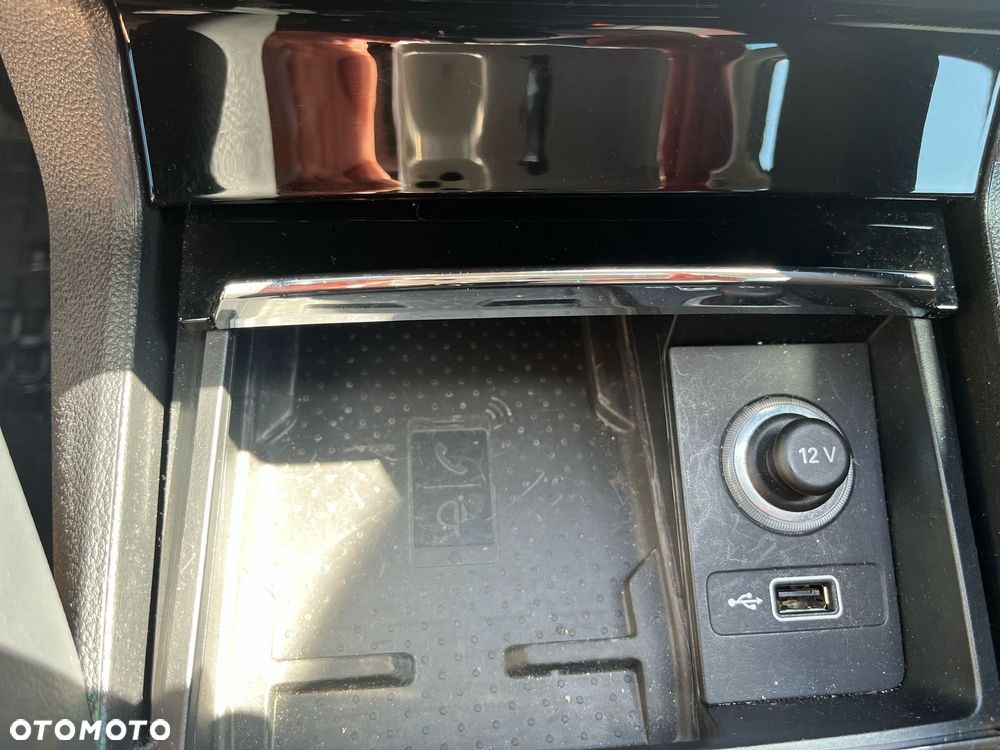 Skoda Karoq 2.0 TDI SCR 4x4 Sportline DSG - 10