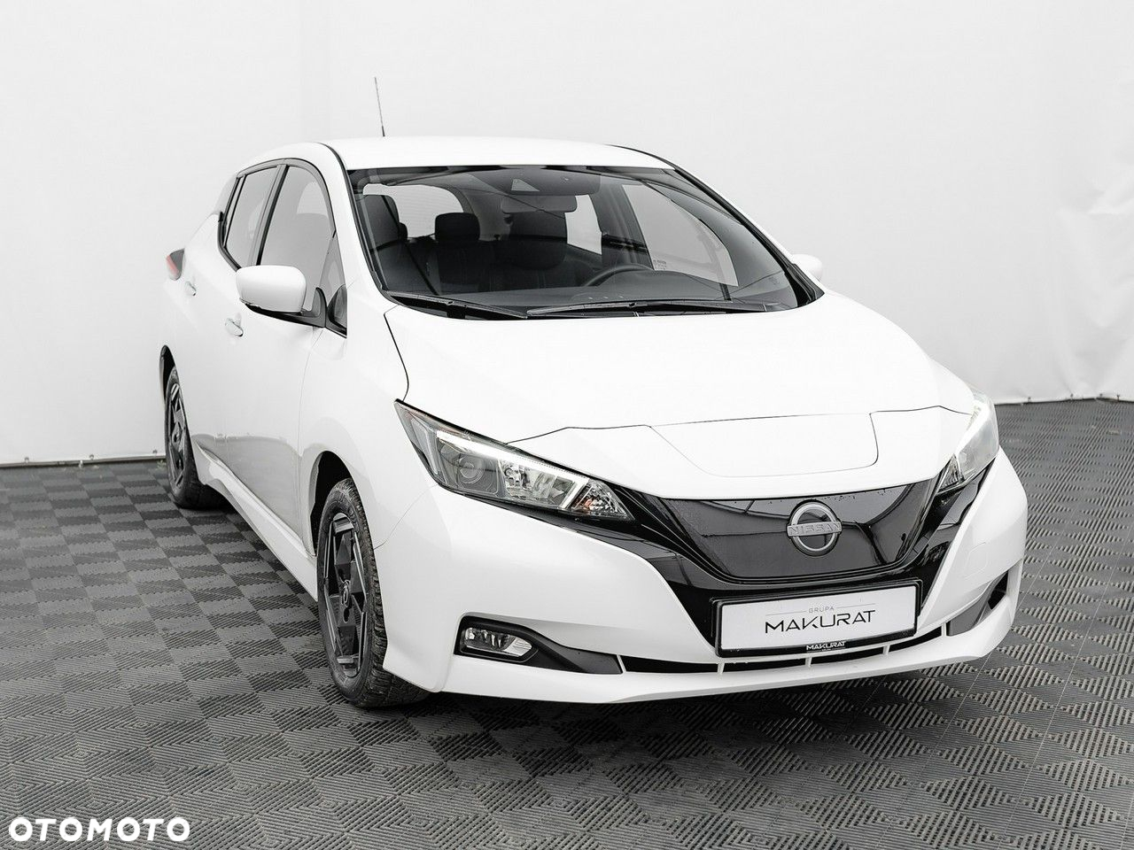 Nissan Leaf - 4