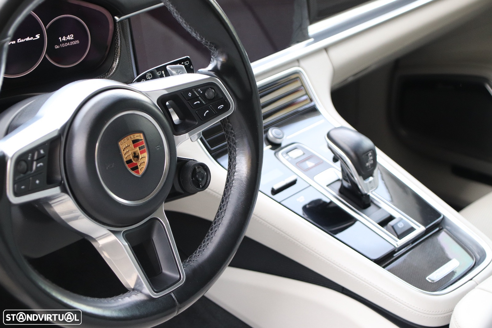 Porsche Panamera Sport Turismo Turbo S E-Hybrid - 16
