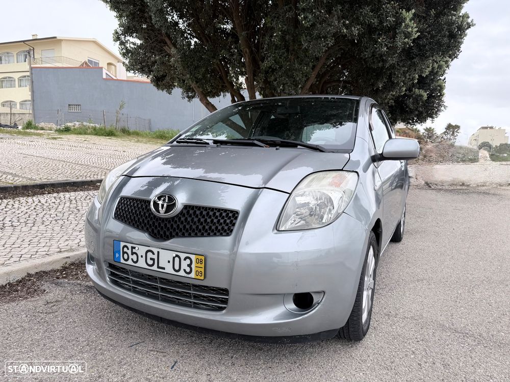 Toyota Yaris 1.0 VVT-i Sol High Pack VSC+TRC - 2