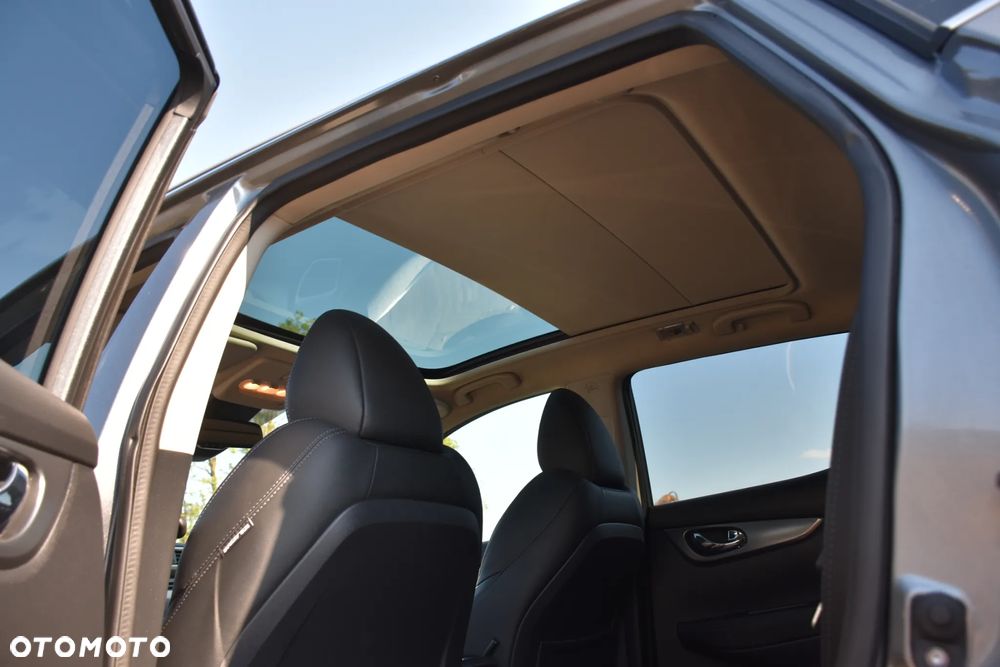 Nissan Qashqai 1.6 dCi DPF tekna - 22