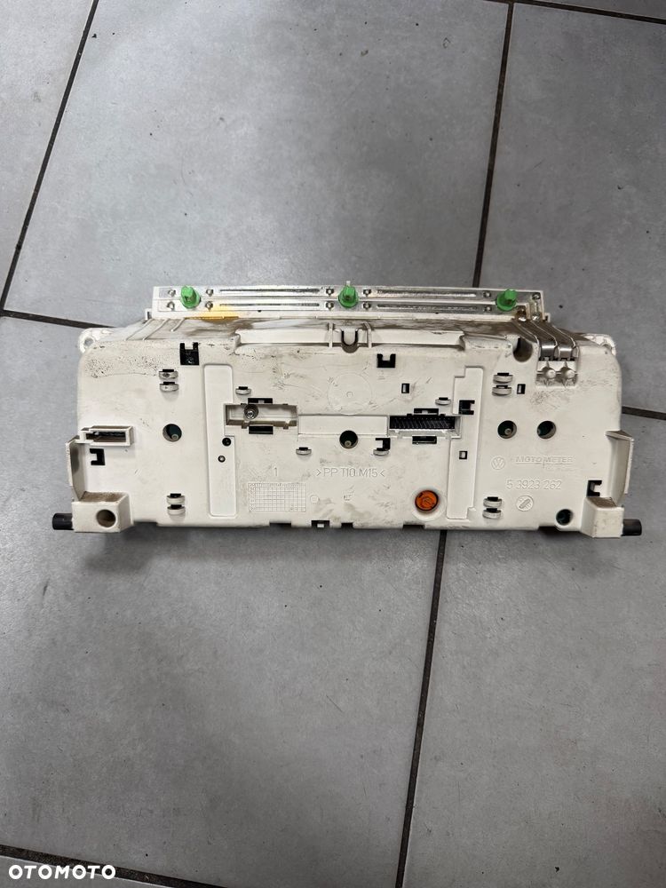 Licznik VW T4 2.5 TDI 7D0919861R - 3