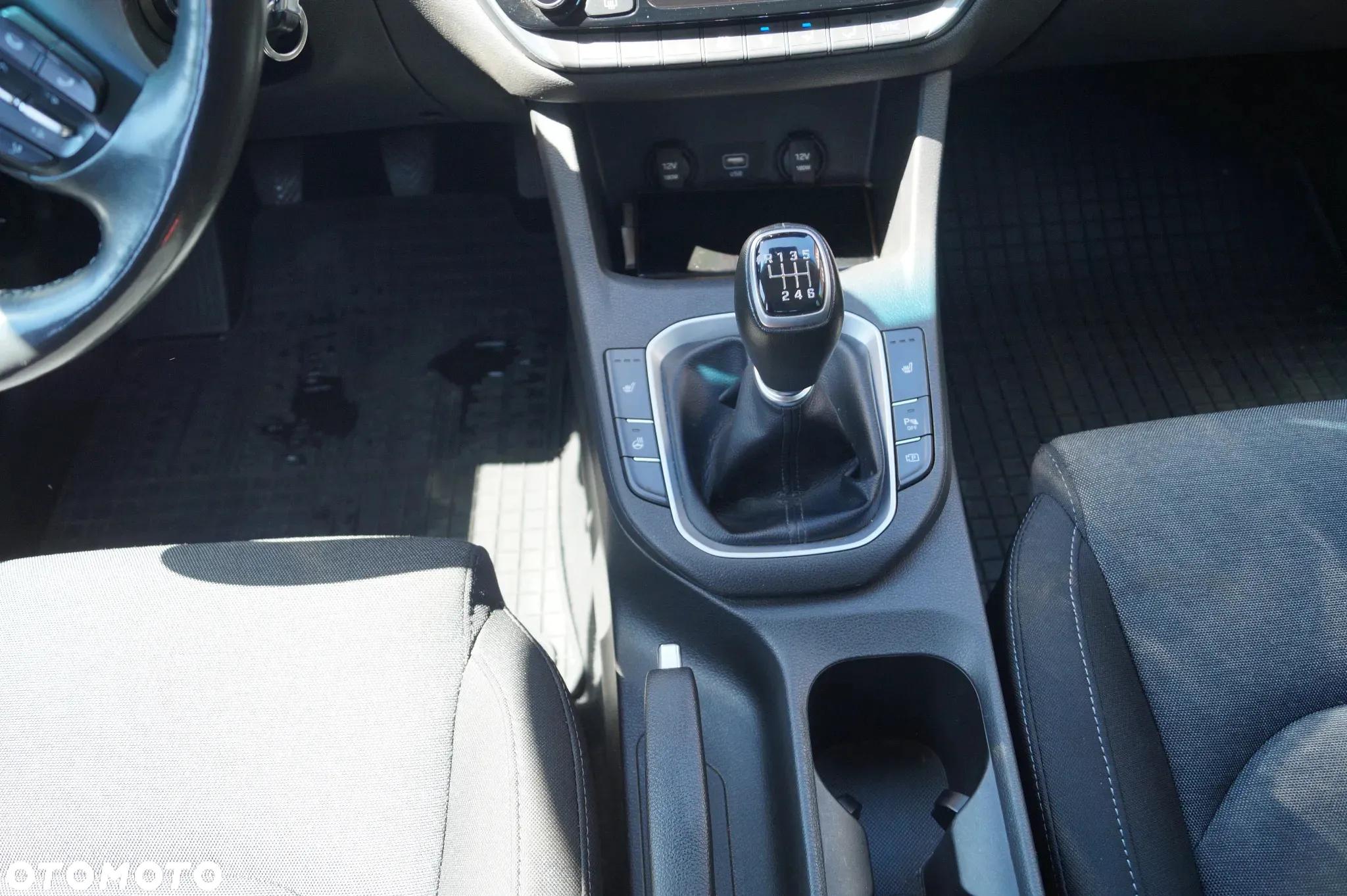 Hyundai i30 1.5 DPI Smart - 13