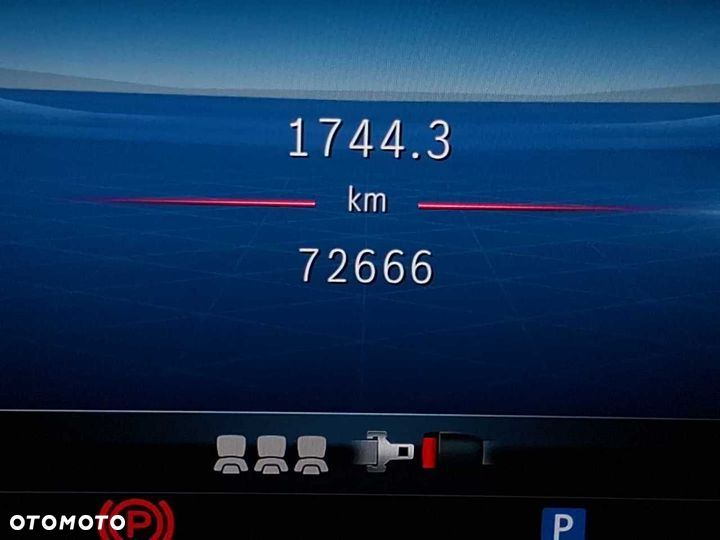 Mercedes-Benz GLC 220 d 4Matic 9G-TRONIC AMG Line Advanced - 20