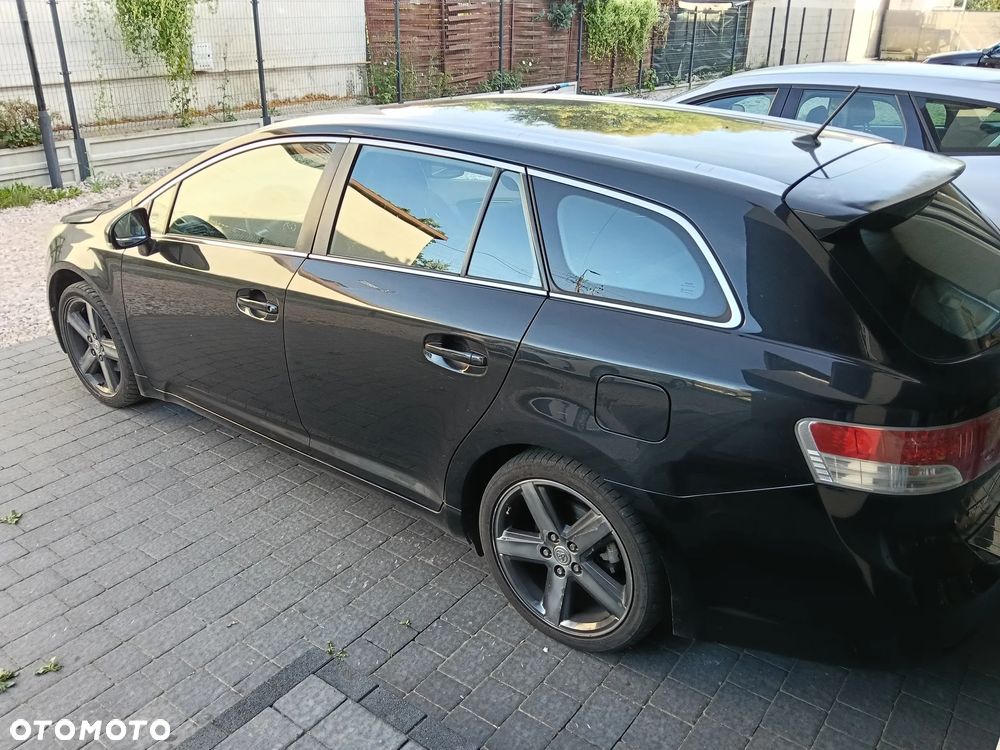 Toyota Avensis 1.8 Luna - 5