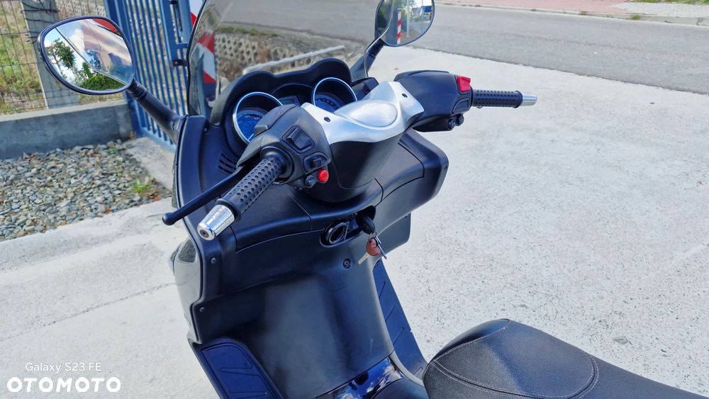 Piaggio Xevo - 30