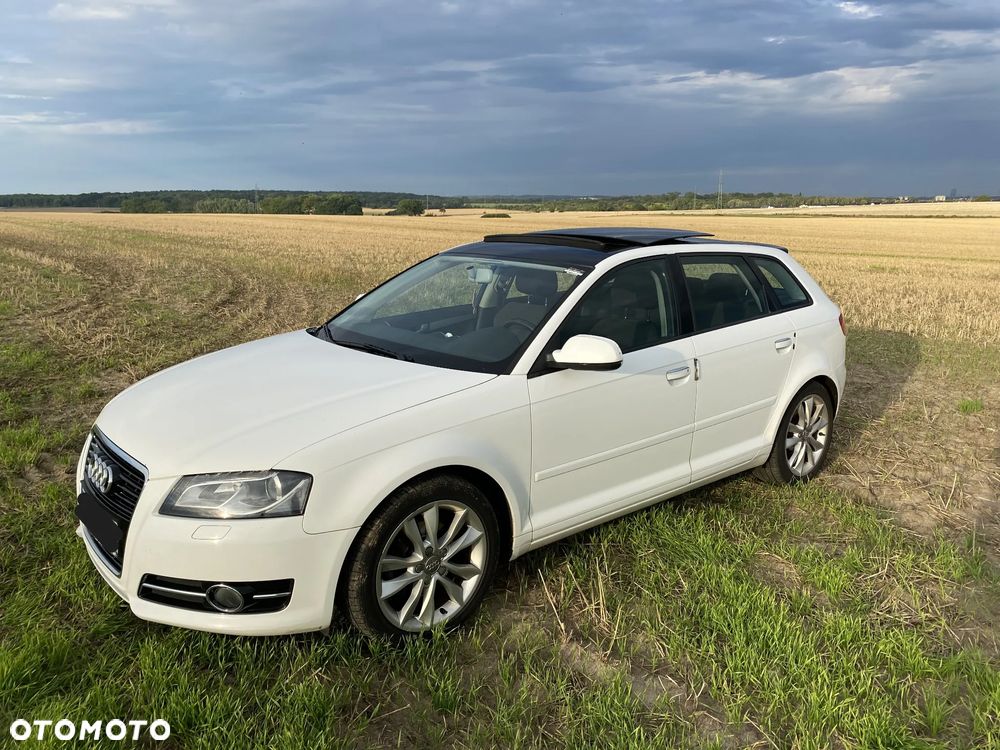 Audi A3 Sportback 2.0 TDI DPF Ambition - 1