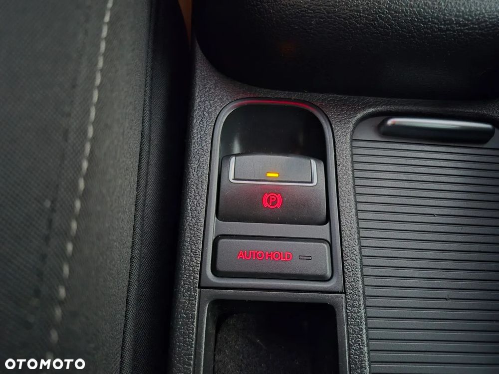 Volkswagen Tiguan 2.0 TDI DPF 4Motion Cup Sport & Style - 28