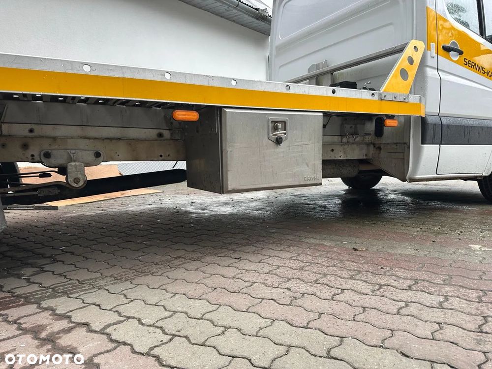 Mercedes-Benz Sprinter - 20